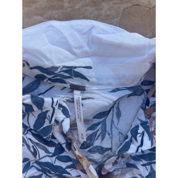 Free People Size Medium Ivory Printed Floral Button Up Top Blouse - Picture 3 of 5